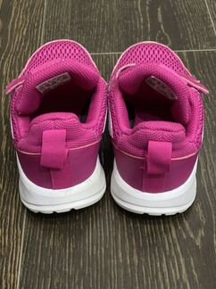 Кроссовки adidas р.27-28