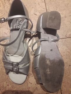 Одежда и обувь для занятий бальными танцами