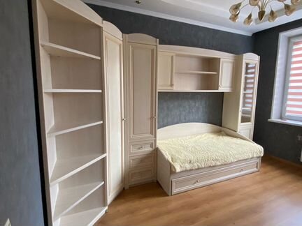 Комплект мебели из 