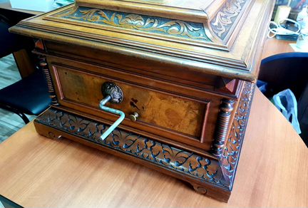 Старинный Полифон