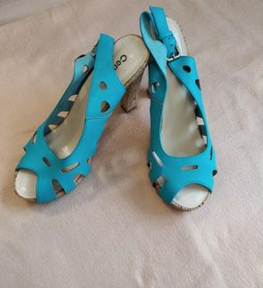 Босоножки женские