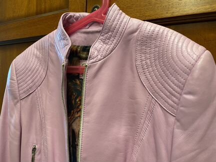 Куртка кожаная размер S