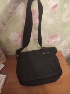 Сумка swissgear через плечо