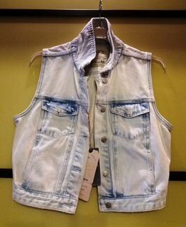 Новые джинсовые жилетки 40-42-44