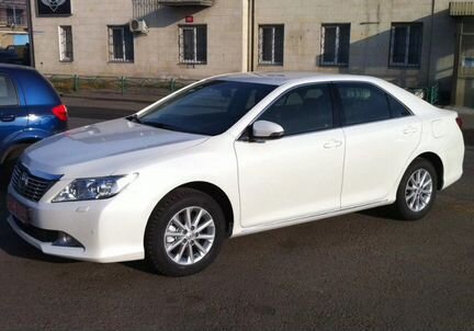 Toyota Camry v50 Бампер передний под омыват Белый