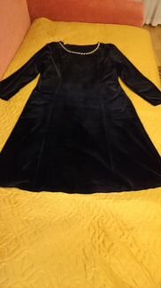 Платье бархатное, черное, 50 размер