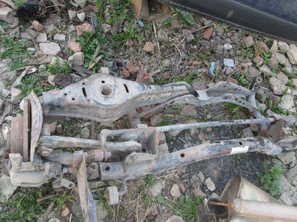 Подрамник задний на гольф шкода джетта тоуран