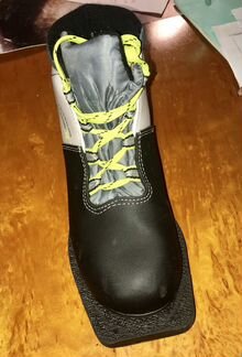 Лыжные ботинки 34 размер