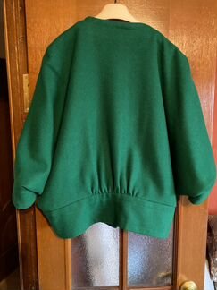 Ассиметричное короткое пальто