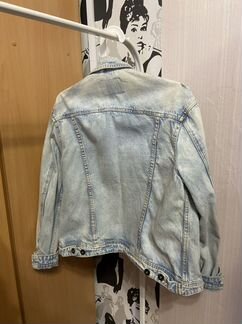 Джинсовая куртка