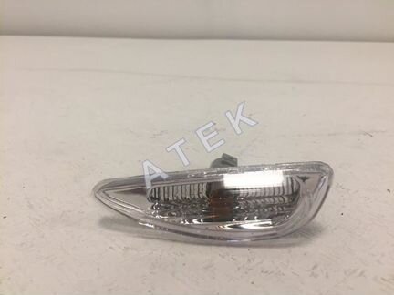 Повторитель поворота левая Хендай Солярис (10-17)