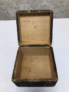 Старинная антикварная шкатулка