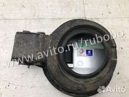 Лючок бензобака Peugeot 308 1 EP6 2009