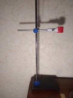 Штатив лабораторный