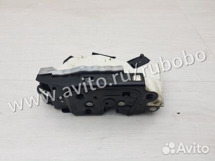 Замок двери задний левый Skoda Octavia A7 cwva