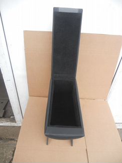 Подлокотник Varta для ваз 2190 (LADA Granta)