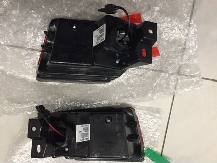 Задние противотуманные фонари для Toyota LC Prado