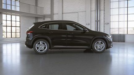 Mercedes-Benz GLA-класс 2.0 AMT, 2020
