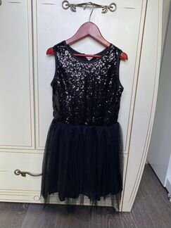 Платье праздничное