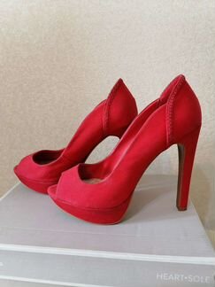 Туфли красные Stradivarius