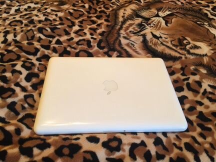 Apple Macbook 13’ 2010г. для работы и отдыха