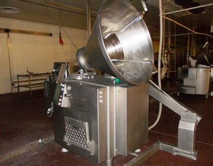 Шприц вакуумный шнековый Vemag robot нр 30E