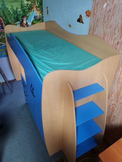 Кровать чердак