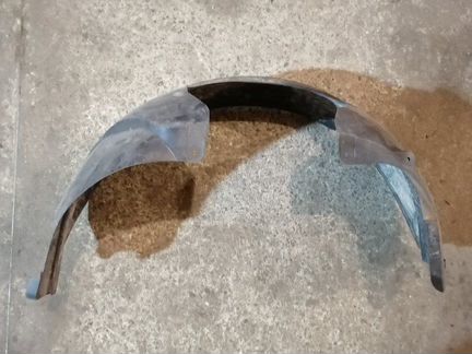 Подкрылок передний левый Ford Fusion 1 1.4L