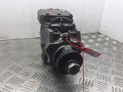 Насос тнвд на Ford Transit V 2002г