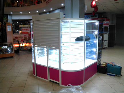 Торговый островок из профиля