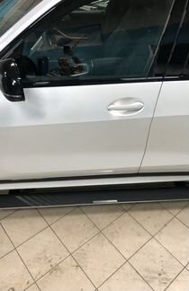 Выдвижные электро-пороги для BMW X7 G07