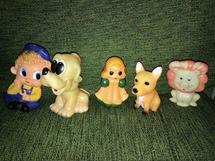 Резиновые игрушки СССР много