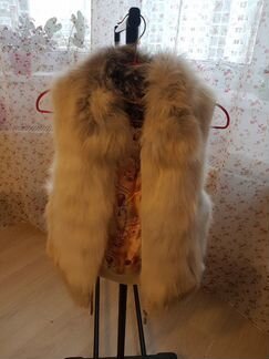 Меховая жилетка