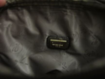 Сумочка новая ч/плечо Renee Kler