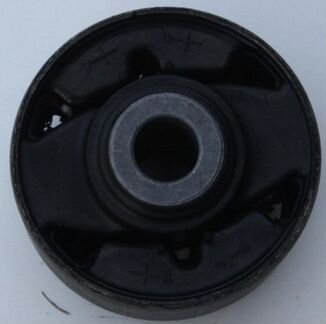 Сайлентблок перед. ниж. рычага верт. 545844H000