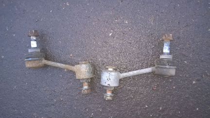 Стойка задн стабилизатора б/у Фольксваг Пассат В-6