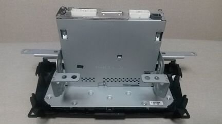 Автомагнитолу