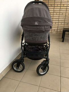 Коляска детская на больших колесах