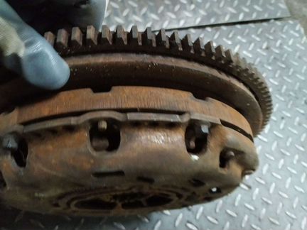 Маховик двухмассовый Jaguar XF 2,7D