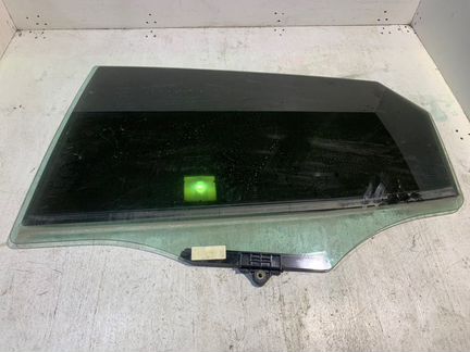 Стекло двери заднее левое Hyundai Ix35