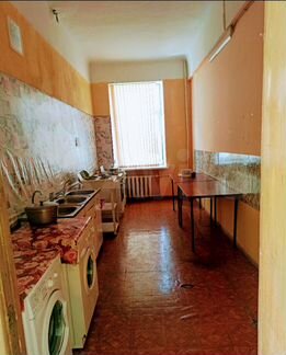 Комната 20 м² в > 9-к, 2/2 эт.