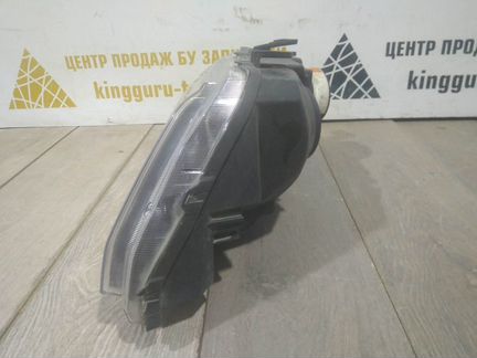 Фара ксенон правая Сузуки Витара 2 рестайлинг