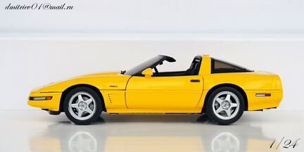 1/24.Danbury Mint.Chevrolet Corvette C4