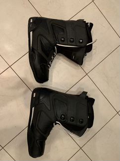 Сноубордические ботинки