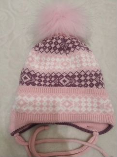 Шапка новая зимняя на 50р