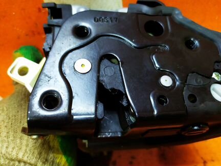 Замок двери задний левый Audi A3 3 8V 2012-Нв