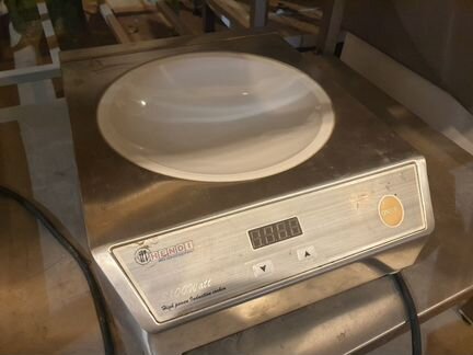 Индукционная плита Hendi BOK profi line 3100