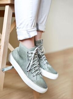 Новая обувь