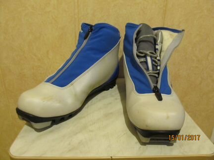 Ботинки для беговых лыж NNN (р.43 стелька 27,5 см)