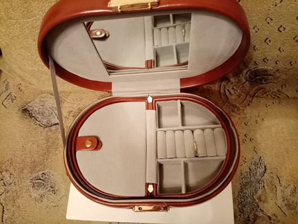 Шкатулка новая для ювелирных украшений 2 в 1